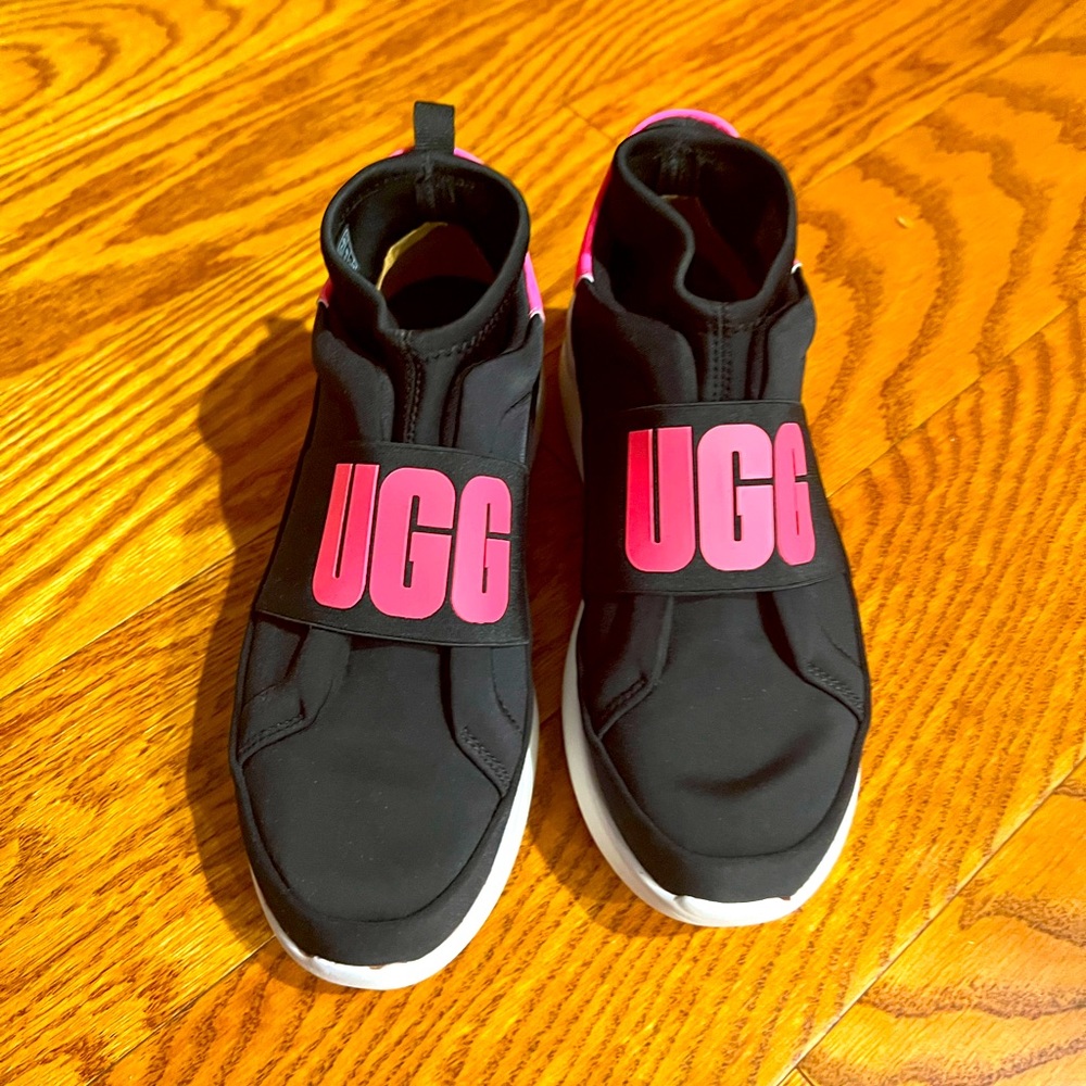 Ugg Slip Ons. Only Wore Once! Size 6. So Unique Y… - image 1